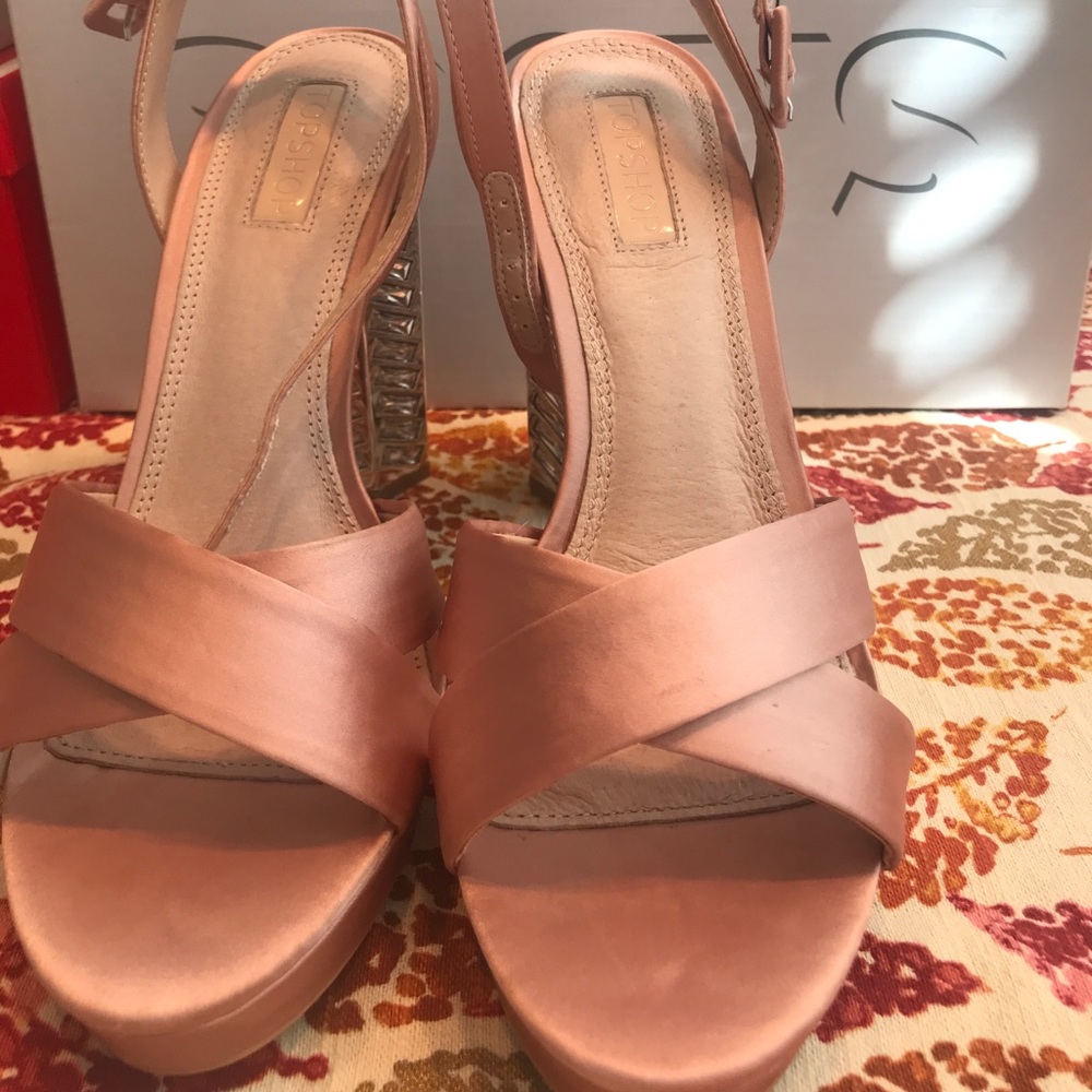 NUDE BLUSH Satin Like Sandals